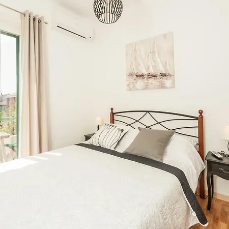 Sunny Place Apartment